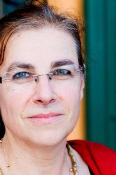 Véronique Champollion